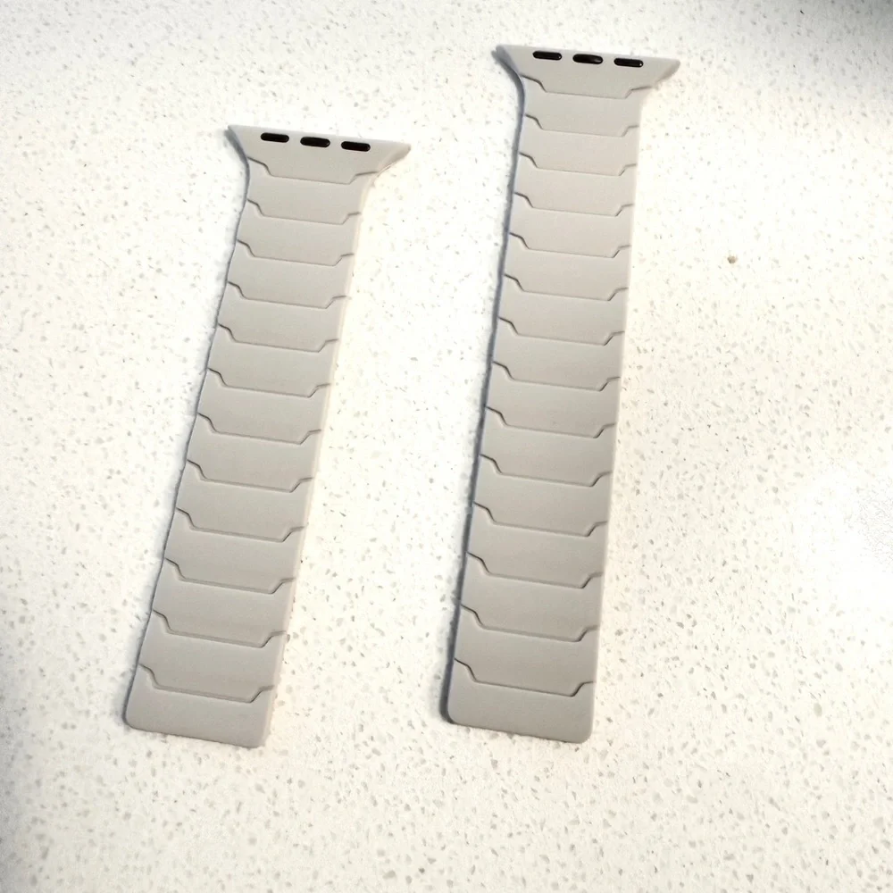 Magnetic Silicone Apple Watch Strap (NEW)